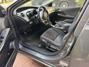 Honda Civic IX 1.8 i-VTEC + LPG Bild 4