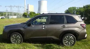 Subaru Forester 2.0ie Platinum 2025 Modell Bild 5