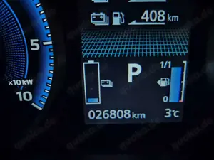 Mitsubishi Eclipse Cross Plug-In Hybrid 4WD Select