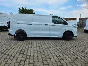 Ford Transit Custom Kasten 300 L2 Trend FWD Bild 5