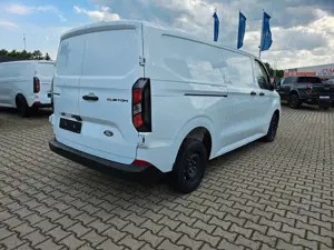 Ford Transit Custom Kasten 300 L2 Trend FWD Bild 4