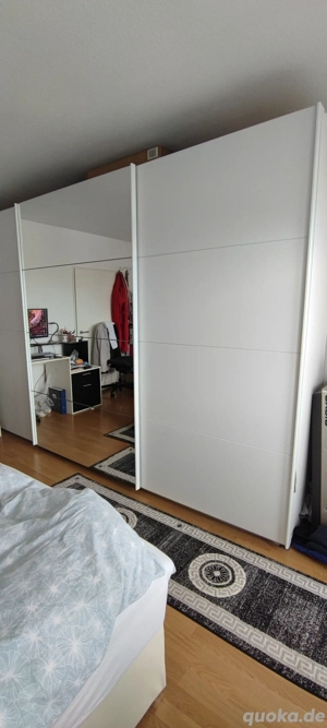 Schwebetüren Schrank