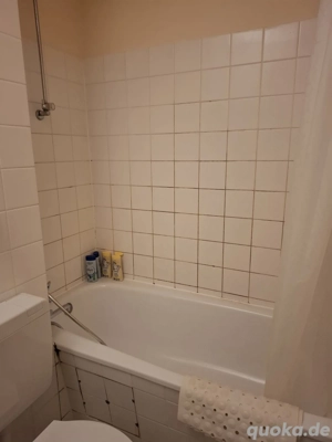 Biete Räumlichkeiten Treffpunkt für diskrete Verabredungen 