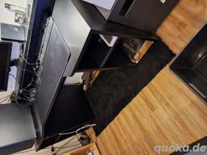 Gut erhaltenen Schreibtisch