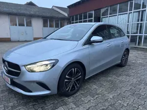Mercedes-Benz B 180 7G-DCT Progressive Line Advanced Winter-Paket