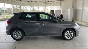 Skoda Fabia 130 Jahre MPI APP-Navigation Bild 4