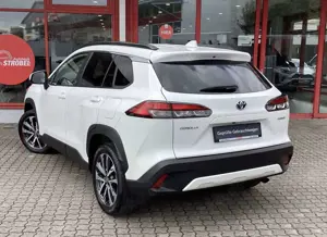 Toyota Corolla Cross Hybrid 2.0 VVT-i Team Deutschland Bild 3