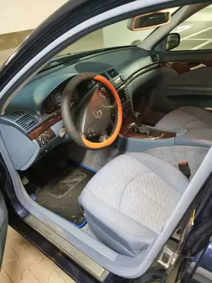 Mercedes-Benz E 200 Kompressor Classic Bild 4