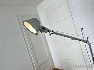 Artemide Tolomeo (Alogena) Schreibtischlampe mit Tischklemme