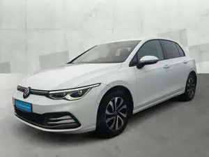 Volkswagen Golf VIII 1.5 TSI ACTIVE +STHZ +IQ.LIGHT +ACC +NAVI +S