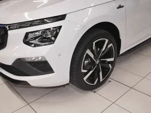 Skoda Kamiq 1,5 TSI DSG Monte Carlo Panorama Navi Sitzhzg. ACC Bild 3