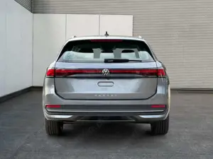 Volkswagen Passat Variant Business DSG+AHK+MASSAGE+NAVI+ACC+KAMERA+LED+17... Bild 3
