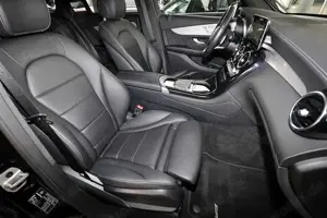 Mercedes-Benz GLC 300 4M Coupé AMG TOTWINKEL+DISTRONIC+MEMORY Bild 4