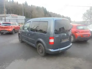 Volkswagen Caddy Life Behindertengerecht Bild 4