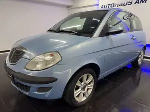 Lancia Ypsilon 1.2 8V Arctic KLIMAAUTOMAT ALU ALLWETTER Bild 2