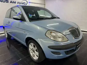 Lancia Ypsilon 1.2 8V Arctic KLIMAAUTOMAT ALU ALLWETTER Bild 4