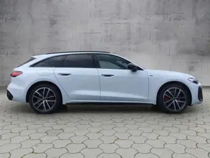 Audi A5 Avant 2.0 TFSIe quattro S-tronic Bild 4