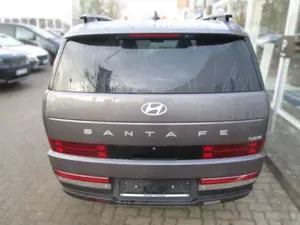 Hyundai SANTA FE Hybrid 4WD 215 PS Intro Edition Winterreifen 360°K Bild 4