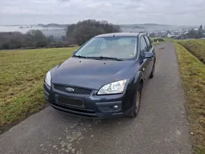 Ford Focus Focus Fließheck Diesel  5-Türer 1.8 TDCi