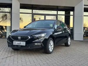 SEAT Leon 1.5 eTSI 110 kW Road Edition RFK ACC LED SH LH Bild 2