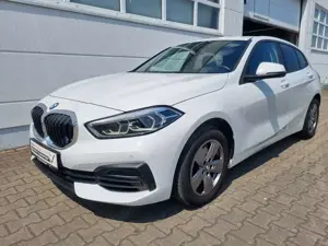 BMW 118 i Advantage LED Tempomat Klimaaut. Shz PDC