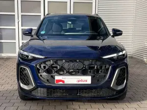 Audi Q5 TFSI quattro S tronic 150 kW Editio Bild 3