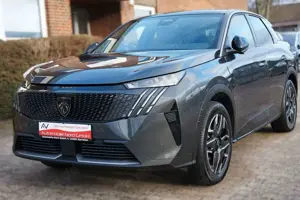 Peugeot 3008 GT Hybrid 145 GT*Panorama*Kamera*Focal