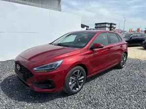 Hyundai i30 STYLE EDITION SHZ NAVI ALU LED RFK PDC 1.5 MPI ...