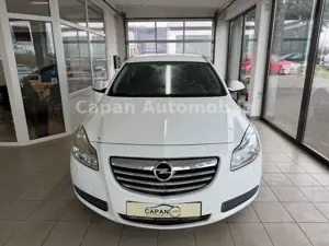 Opel Insignia A Sports Tourer Edition Navi/AHK/SHZ Bild 2