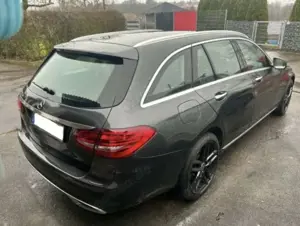 Mercedes-Benz C 300 C 300 T de - lokaler Brandschaden
