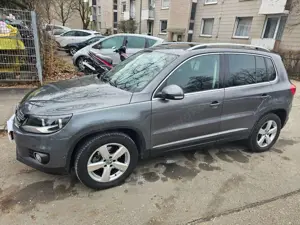 Volkswagen Tiguan 2.0 TDI DPF BlueMotion Technology Sport  Style