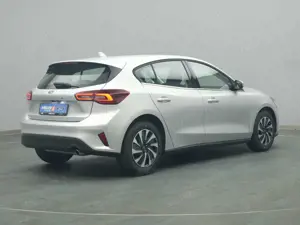 Ford Focus Titanium 125PS/Winter-P./ACC/PDC -22%* Bild 4