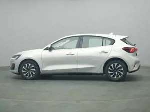 Ford Focus Titanium 125PS/Winter-P./ACC/PDC -22%* Bild 3