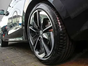 Skoda Octavia Combi 1.5 TSI DSG Sportline Navi/Standhz Bild 5