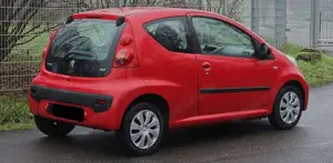 Peugeot 107 107 Automatik 2.HAND KLIMA PDC Bild 3
