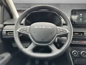 Dacia Sandero Bild 5