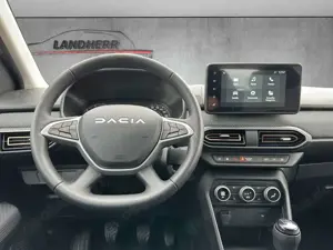 Dacia Sandero Bild 4