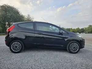 Ford Fiesta  Ford Fiesta 1.4 Benzin – Top Zustand  TÜV 2026