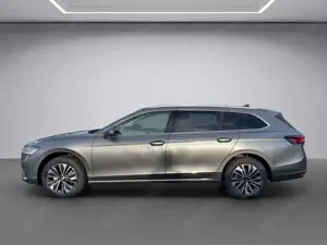 Skoda Superb Selection 2,0 TDI 110 kW 7-Gang-DSG HUD Bild 2