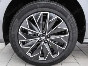 Skoda Kamiq Tour 1.0 TSI Kamera Matrix Bild 3