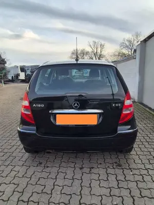 Mercedes-Benz A 180 CDI Autotronic Elegance DPF Bild 2