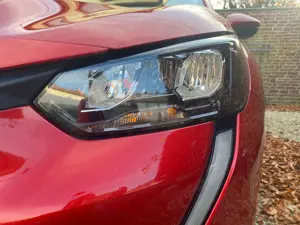 Peugeot 208 208 PureTech 75 Active Bild 5