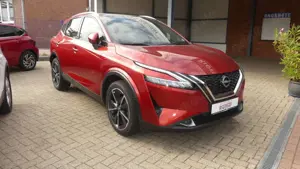 Nissan Qashqai 1,3 DIG-T MHEV Tekna+ Panorama Massagesitze Ganzja