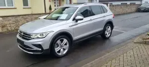 Volkswagen Tiguan 2.0 TDI DSG Elegance 4-Motion Vollausstat