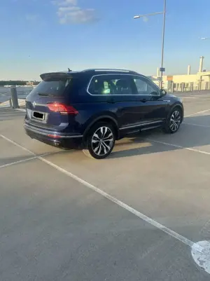 Volkswagen Tiguan 2.0 TDI SCR 4Motion (BlueMotion Techn.) DSG Highline Bild 5