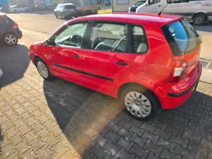 Volkswagen Polo IV Basis TÜV neu Bild 4