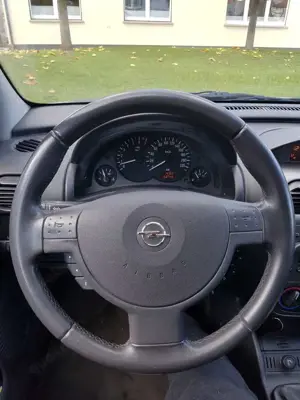 Opel Corsa Corsa 1.2 16V Sport