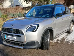 MINI Countryman C Favoured Trim XL (Vollausstattung) AHK