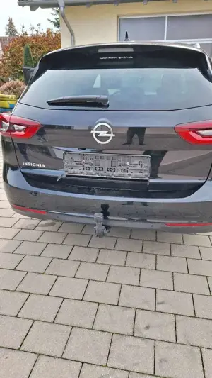 Opel Insignia Sports Tourer 2.0 Diesel Ultimate 120 Jahre Bild 5