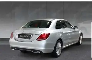 Mercedes-Benz C 180 9G-TRONIC Bild 1